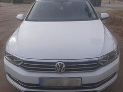 Blanco Usado 2015 VW Passat Sportline Berlina | 13.500 € (Caro)