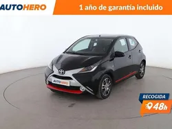Negro Usado 2017 Toyota Aygo X-play Utilitario | 10.199 € (Precio justo)