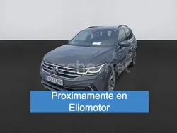 Gris / plata Usado 2021 VW Tiguan R-line SUV | 29.500 € (Un poco caro)