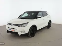 Blanco Usado 2017 Ssangyong Tivoli Limited SUV | 12.399 € (Precio justo)