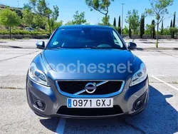 Gris / plata Usado 2010 Volvo C30 Momentum Utilitario | 6800 €