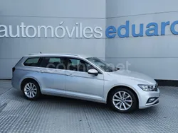 Gris / plata Usado 2020 VW Passat Executive Familiar | 18.500 € (Precio justo)
