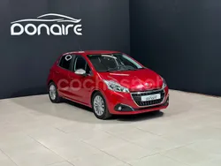 Granate Usado 2017 Peugeot 208 Style Utilitario | 8990 € (Precio justo)