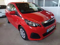 Rojo Usado 2017 Peugeot 108 Active Utilitario | 9995 € (Un poco caro)