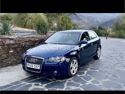 Azul Usado 2003 Audi A3 Attraction Berlina | 3490 € (Precio justo)