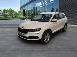 Blanco Usado 2021 Skoda Karoq Ambition SUV | 24.400 € (Precio justo)