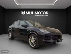 Negro Usado 2020 Porsche Cayenne SUV | 94.980 €