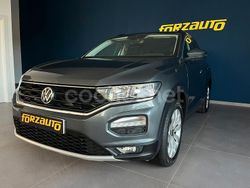 Gris / plata Usado 2021 VW T-Roc Advance SUV | 26.490 € (Un poco caro)