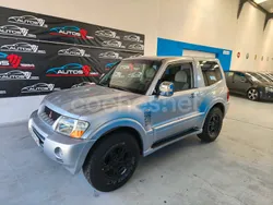 Gris / plata Usado 2004 Mitsubishi Montero SUV | 9990 € (Buen precio)