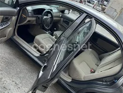 Marrón Usado 2006 Kia Cerato LX Berlina | 2100 €