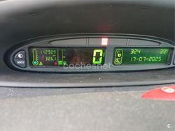 Gris / plata Usado 2006 Citroën Xsara Picasso Monovolumen | 3200 € (Buen precio)