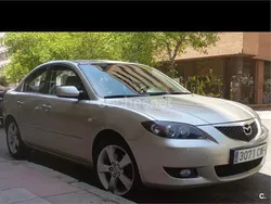 Beige Usado 2004 Mazda 3 Sportive Berlina | 5800 € (Un poco caro)