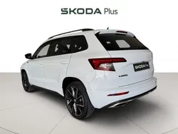 Blanco Usado 2021 Skoda Karoq SportLine SUV | 27.540 € (Caro)