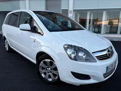 Blanco Usado 2010 Opel Zafira Monovolumen | 5999 € (Precio justo)