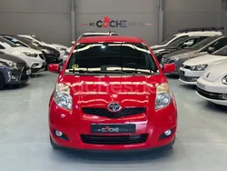 Rojo Usado 2009 Toyota Yaris Berlina | 6799 € (Un poco caro)