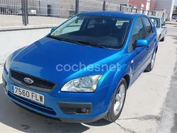 Azul Usado 2007 Ford Focus Ambiente Berlina | 3280 € (Precio justo)