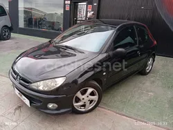 Negro Usado 2003 Peugeot 206 Berlina | 1999 € (Precio justo)