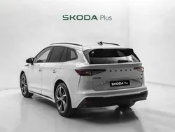 Blanco Usado 2024 Skoda Enyaq iV SportLine SUV | 37.900 €