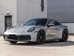 Gris / plata Usado 2024 Porsche 911 Carrera Coupe | 154.900 € (Caro)