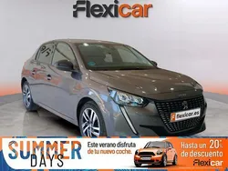 Gris / plata Usado 2023 Peugeot 208 Allure Utilitario | 15.990 € (Precio justo)