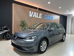 Gris / plata Usado 2018 VW Golf VII Advance Berlina | 14.200 € (Precio justo)