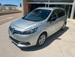 Gris / plata Usado 2015 Renault Grand Scénic III LIMITED Monovolumen | 11.900 € (Un poco caro)