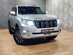 Gris / plata Usado 2019 Toyota Land Cruiser SUV | 49.900 €