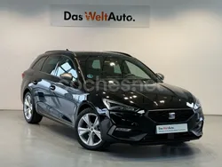 Negro Usado 2024 Seat Leon FR Familiar | 24.990 € (Precio justo)