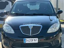 Negro Usado 2007 Lancia Ypsilon Utilitario | 3500 € (Precio justo)