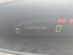 Gris / plata Usado 2006 Citroën Xsara Picasso Exclusive Monovolumen | 800 € (Super precio)