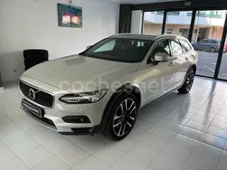 Gris / plata Usado 2022 Volvo V90 CC Plus Familiar | 29.900 €