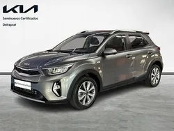 Gris Usado 2024 Kia Stonic SUV | 18.500 € (Precio justo)