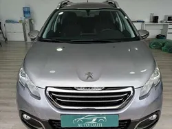 Beige Usado 2016 Peugeot 2008 Style SUV | 9000 € (Buen precio)