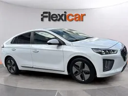 Blanco Usado 2021 Hyundai Ioniq Berlina | 19.490 € (Precio justo)