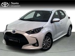 Usado 2023 Toyota Yaris Hybrid Active Monovolumen | 21.490 € (Precio justo)