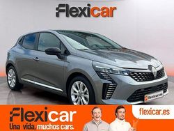 Gris Usado 2025 Renault Clio V Evolution Berlina | 19.990 € (Un poco caro)