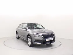 Gris / plata Usado 2024 Skoda Kamiq Ambition SUV | 19.900 € (Precio justo)