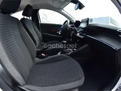 Blanco Usado 2021 Peugeot 208 Active Utilitario | 12.900 € (Precio justo)