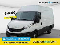 Blanco Usado 2022 Iveco Daily Berlina | 23.390 € (Precio justo)