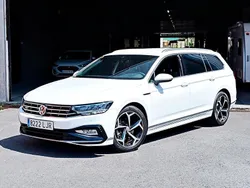 Blanco Usado 2020 VW Passat R-line Familiar | 28.600 €