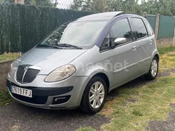 Azul Usado 2007 Lancia Musa Monovolumen | 4700 €