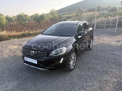 Negro Usado 2014 Volvo XC60 Momentum SUV | 18.200 € (Precio justo)