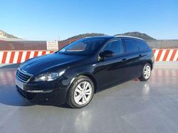 Negro Usado 2017 Peugeot 308 Active Utilitario | 13.000 €
