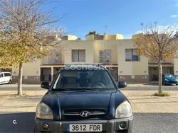 Negro Usado 2006 Hyundai Tucson Comfort SUV | 6000 € (Precio justo)