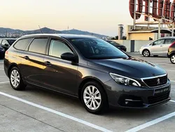 Gris / plata Usado 2019 Peugeot 308 Style Familiar | 11.900 € (Precio justo)
