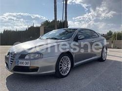 Gris / plata Usado 2005 Alfa Romeo GT Distinctive Coupe | 7300 € (Caro)