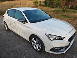 Blanco Usado 2022 Seat Leon FR Berlina | 20.500 € (Precio justo)