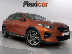 Granate Usado 2021 Kia XCeed SUV | 14.190 € (Precio justo)