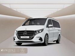 Blanco Nuevo 2025 Mercedes V220 Style Monovolumen | 71.504 € (Precio justo)