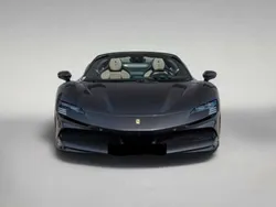 Gris Usado 2022 Ferrari SF90 Descapotable | 610.300 €
